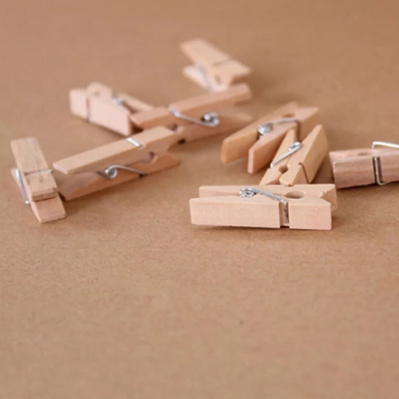 mini wooden photo clip