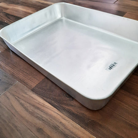 Aluminum baking tray