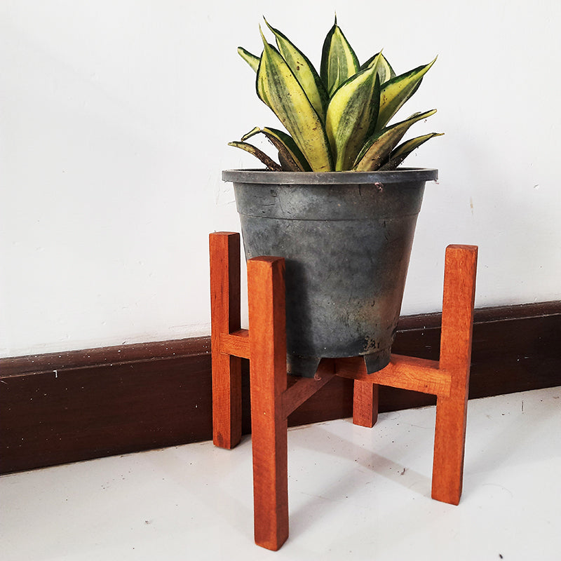 wooden flower pot holder